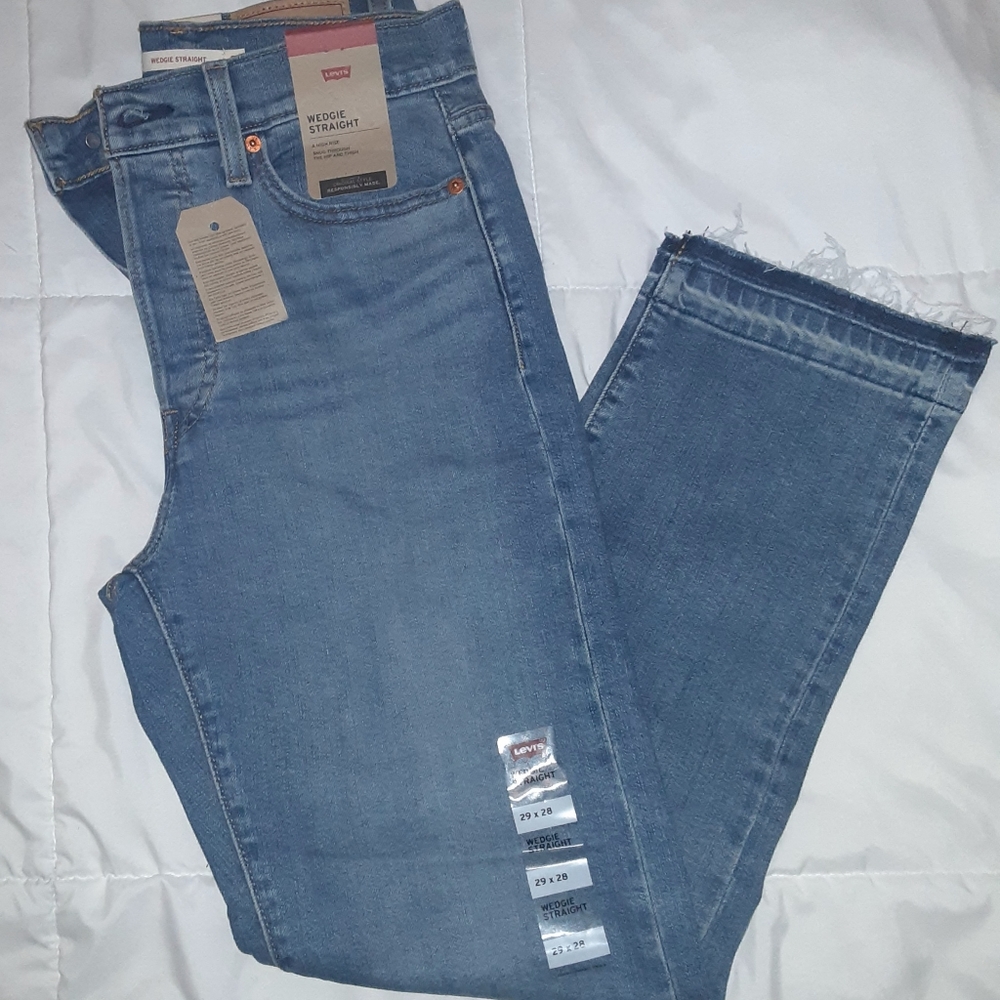 Levis wedgie straight jeans